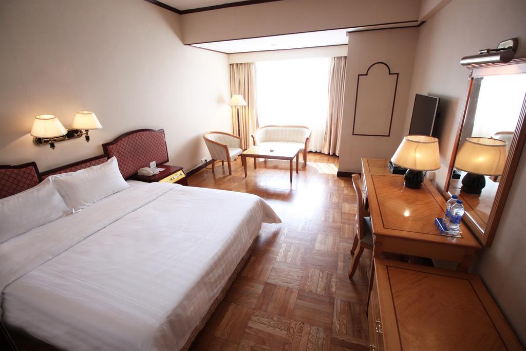 Guangzhou Hotel Екстер'єр фото