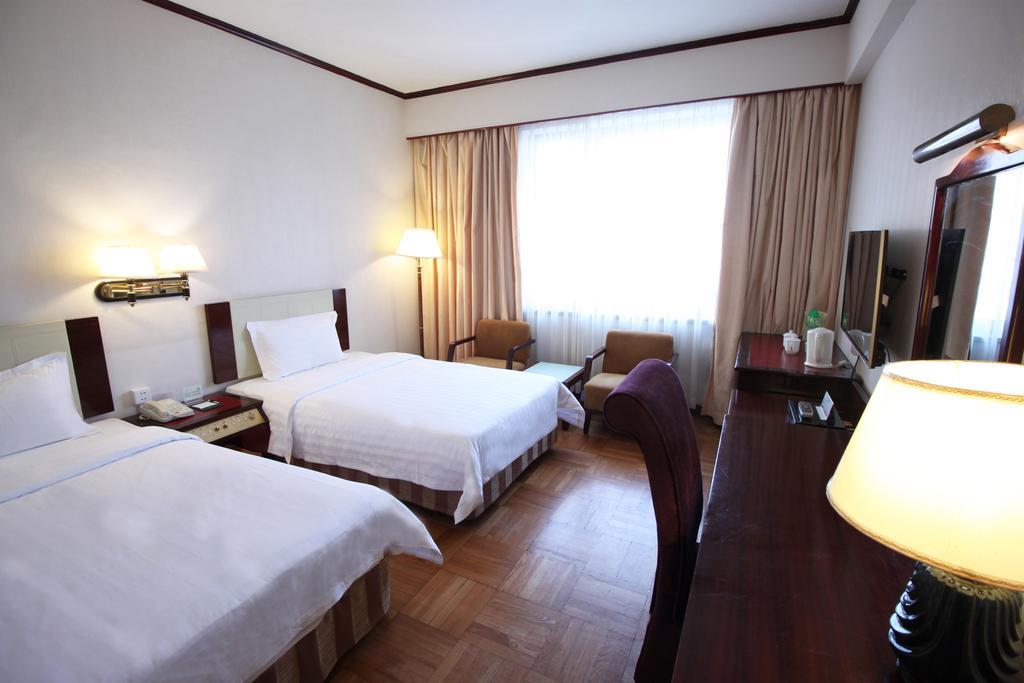 Guangzhou Hotel Екстер'єр фото