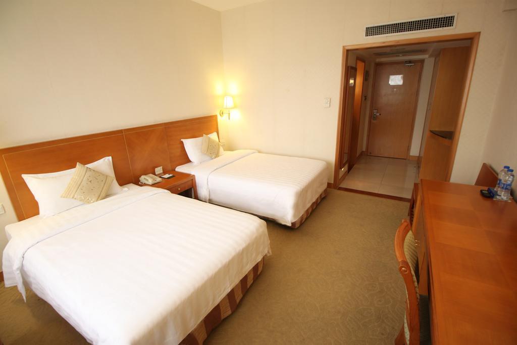 Guangzhou Hotel Екстер'єр фото