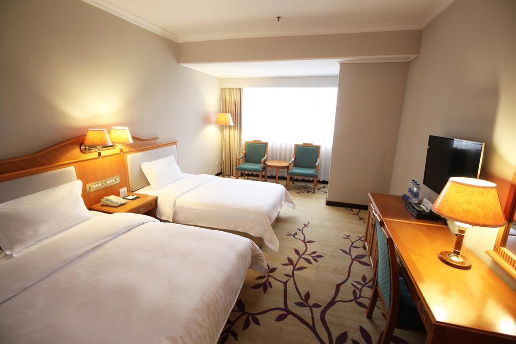 Guangzhou Hotel Екстер'єр фото