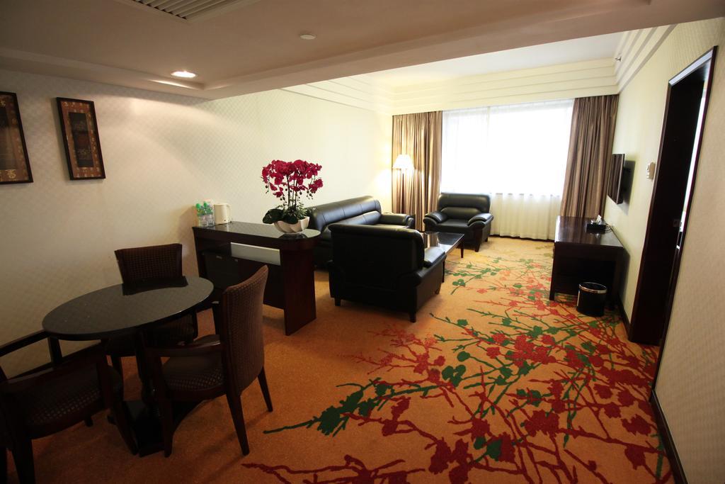 Guangzhou Hotel Екстер'єр фото